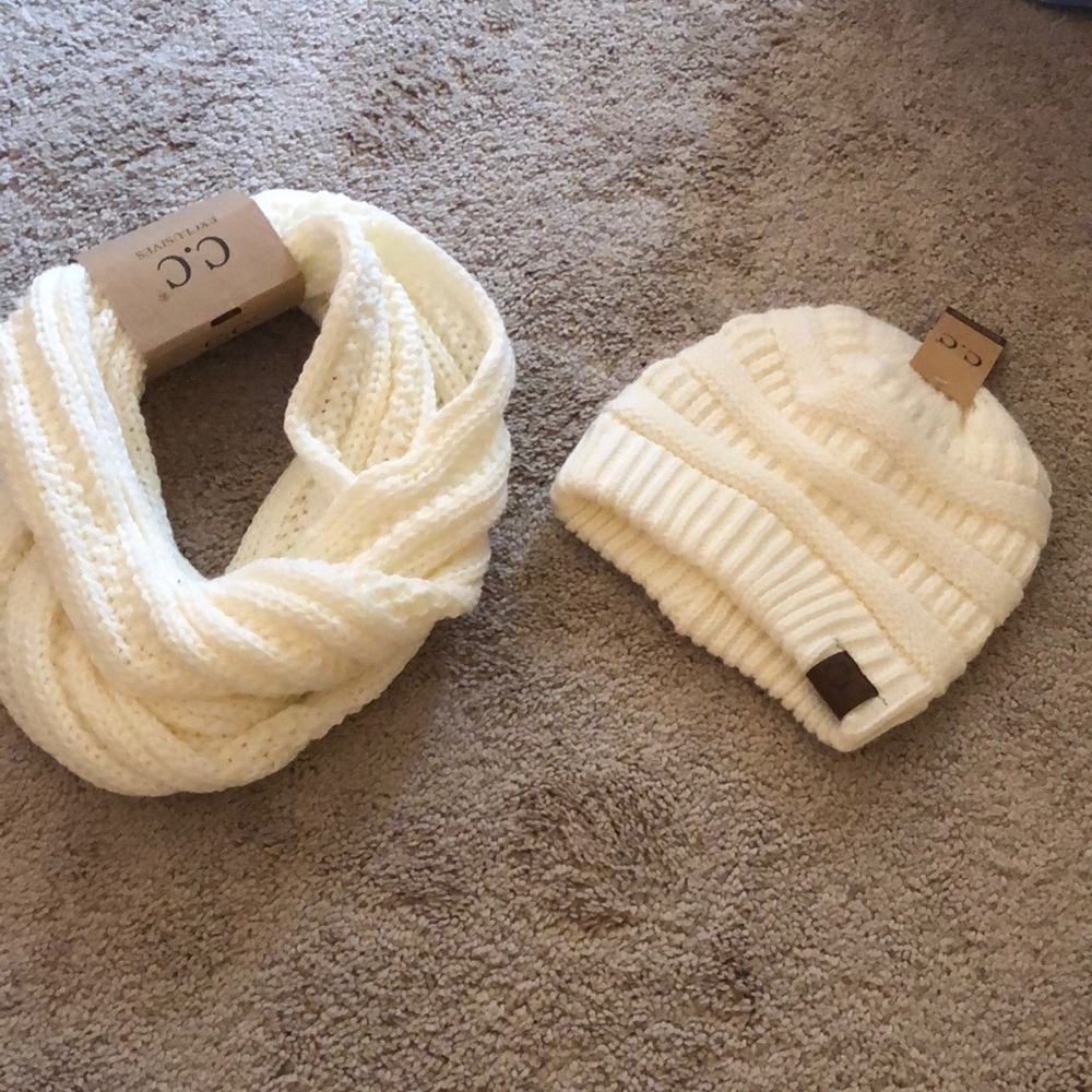 Infinity scarf and beanie combo